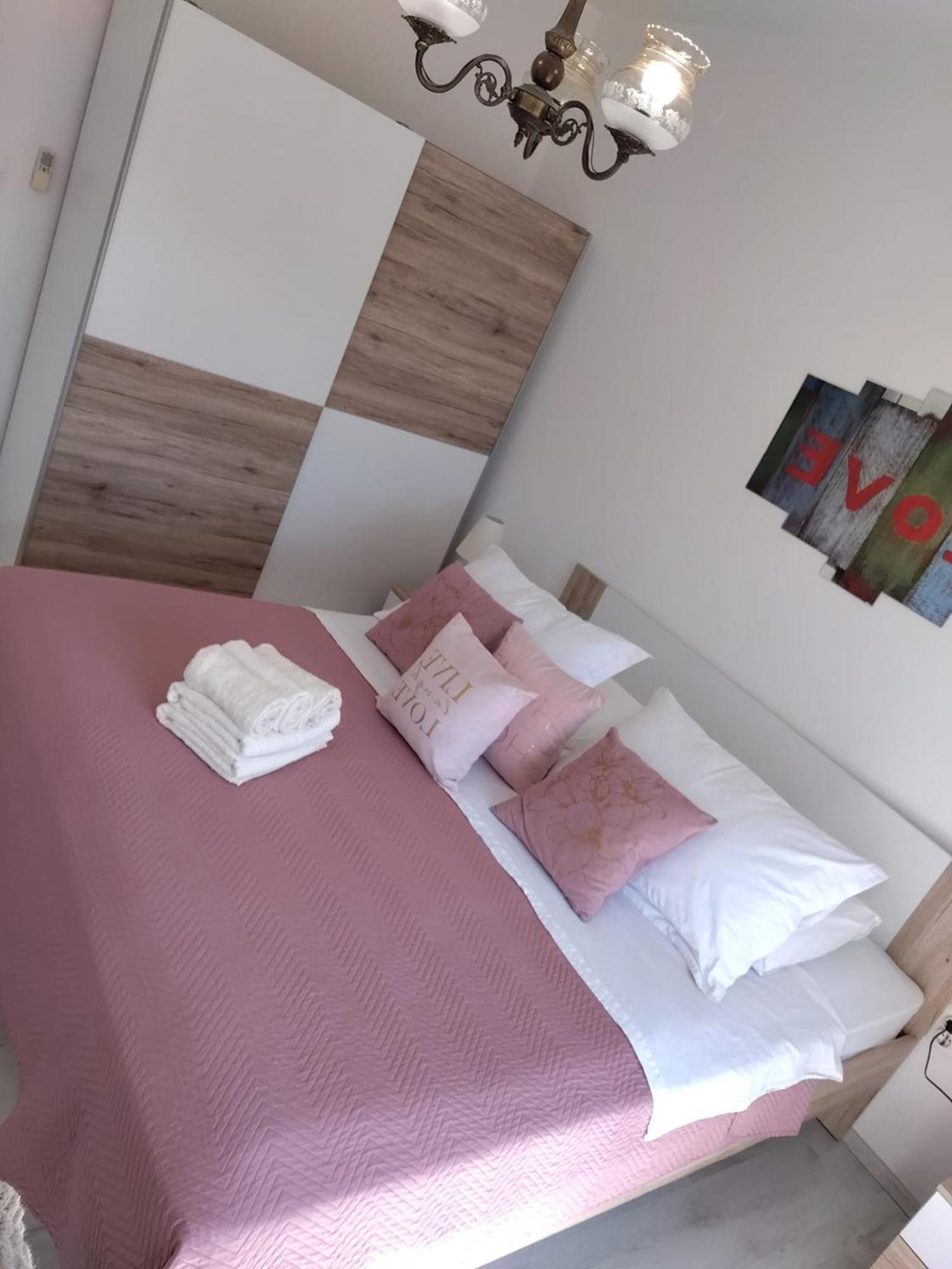 Buzolic 2 Hvar Apartman *
