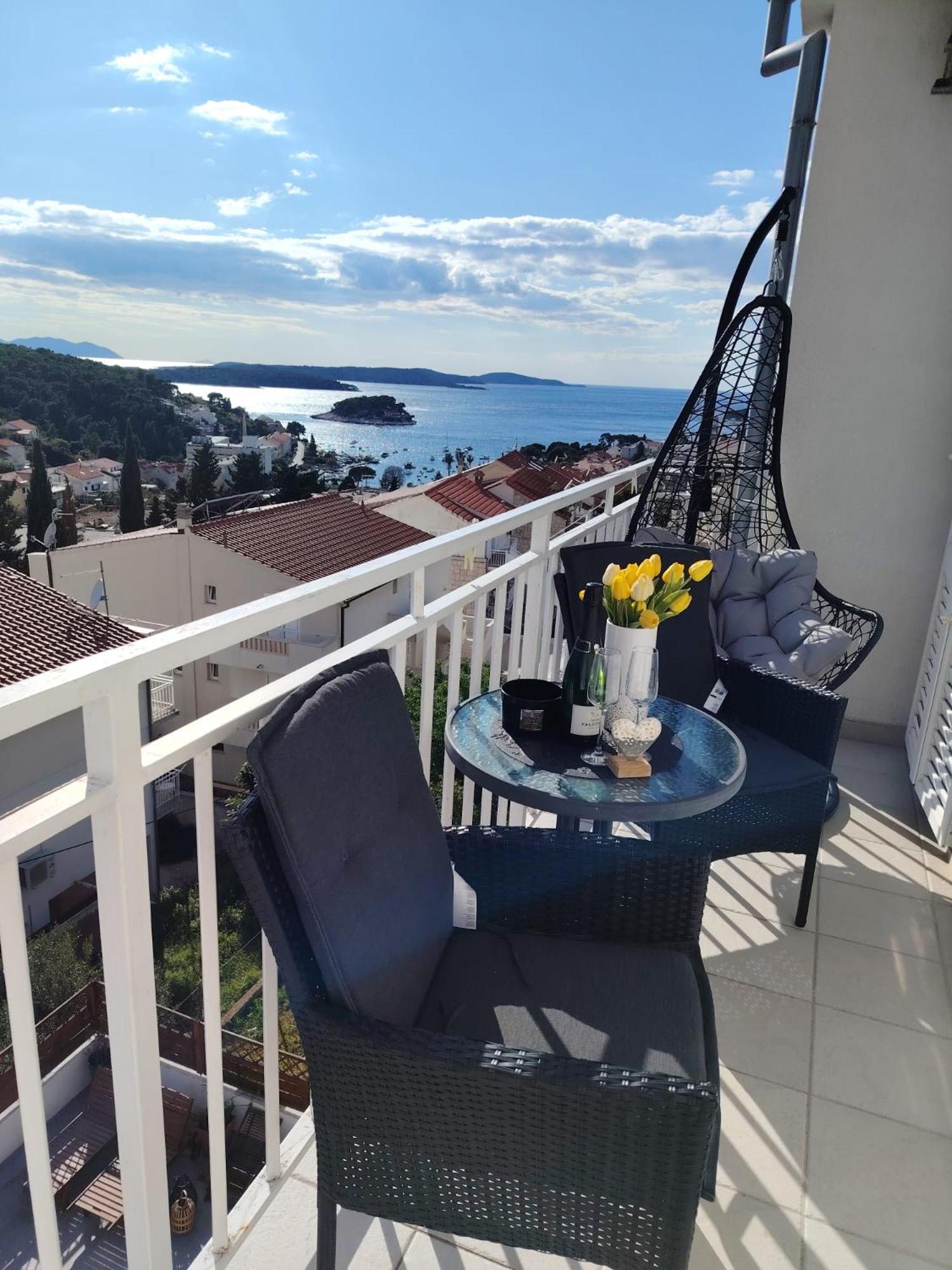 Buzolic 2 Hvar Apartman Hvar Town